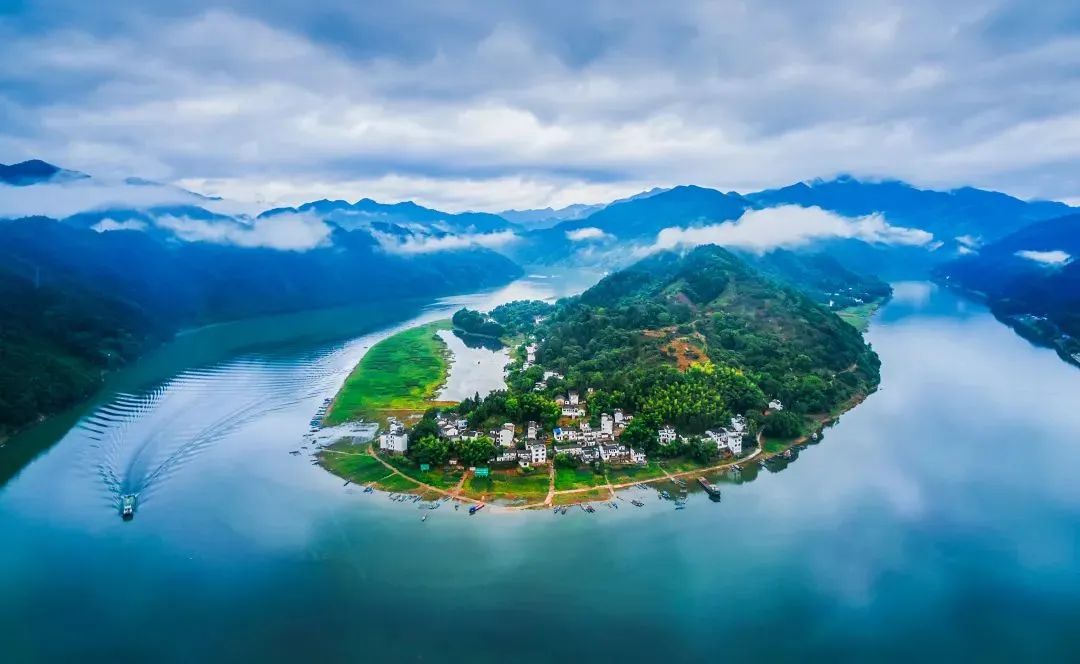 1667894044121473.jpg 1667894044121473.jpg